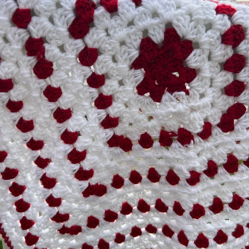 Scandinavian inspired‎ crochet baby blanket